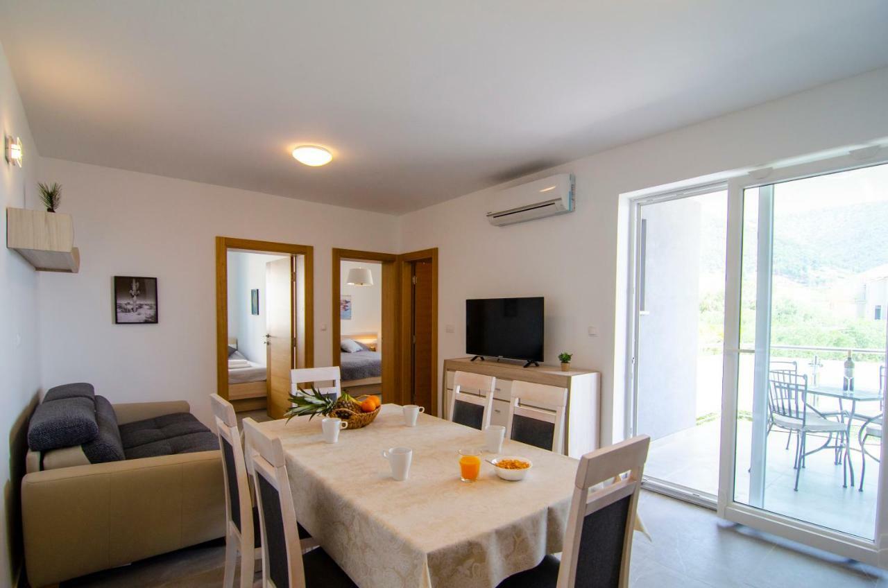 בול Apartments Sara 3 מראה חיצוני תמונה