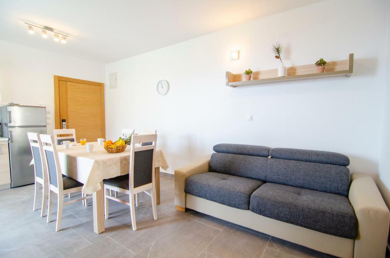 בול Apartments Sara 3 מראה חיצוני תמונה