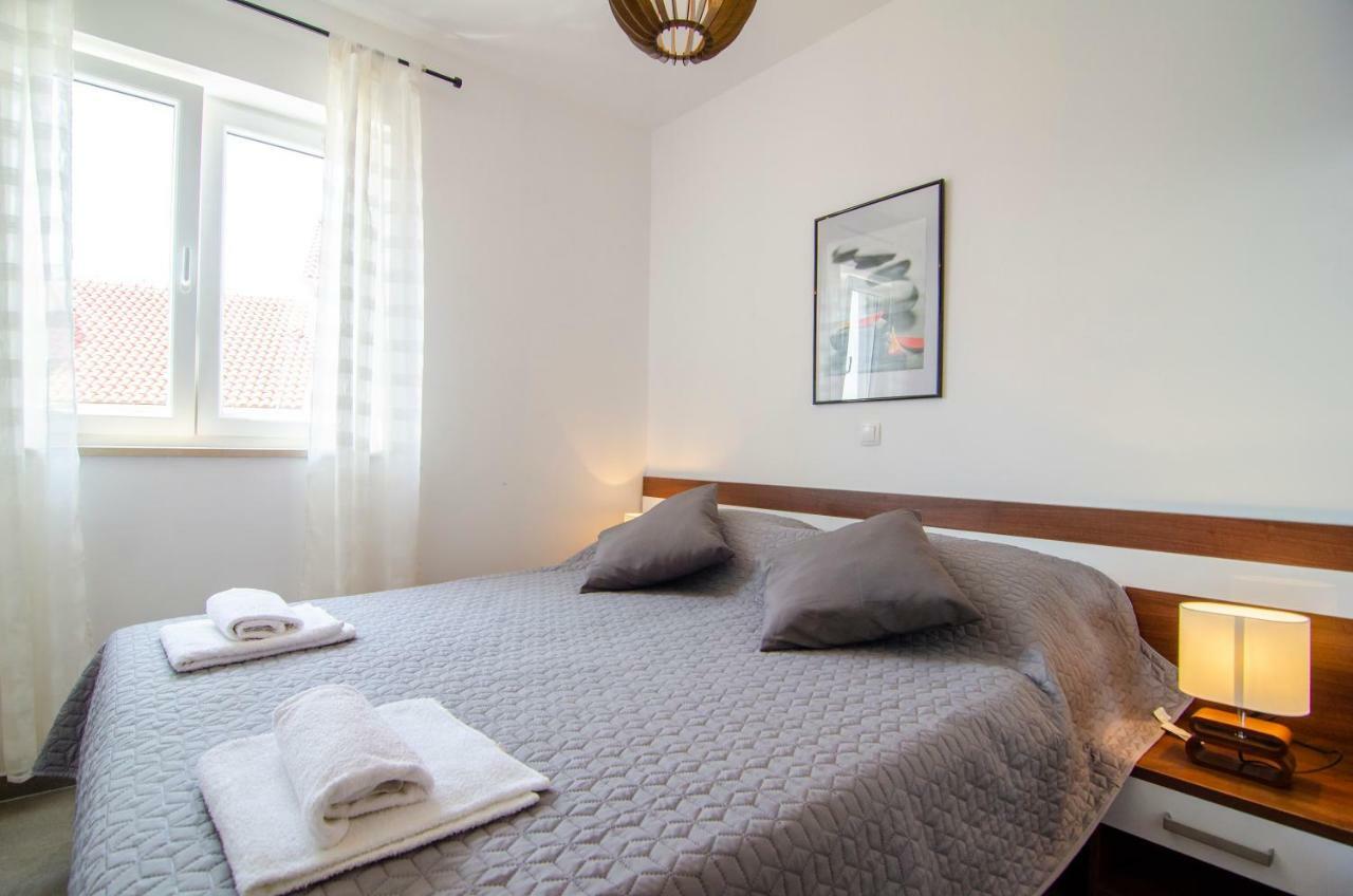 בול Apartments Sara 3 מראה חיצוני תמונה